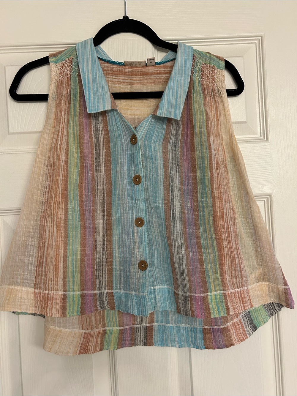 HOLDING HORSES Pastel Multicolor Striped Sleeveless Button-Down Top (B1)